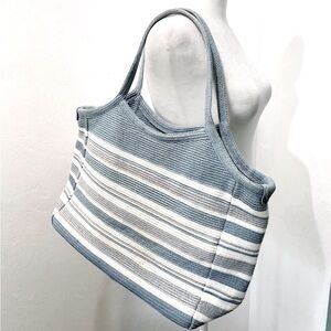 Large ORVIS blue white and gray large striped overnight shoulder bag.